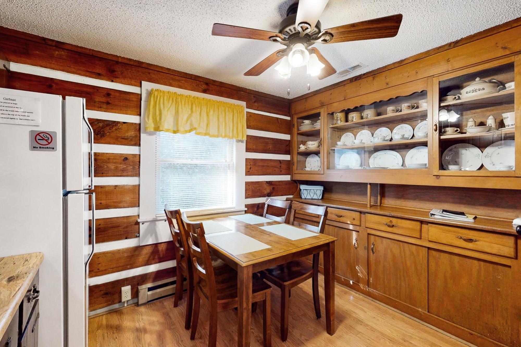 2 Bed 2 Bath Vacation Home In Whittier II 외부 사진